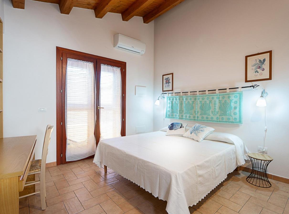 Edomat Bed & Breakfast Monserrato Exterior photo